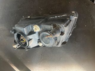 bontott VW PASSAT B5 Jobb Fényszóró