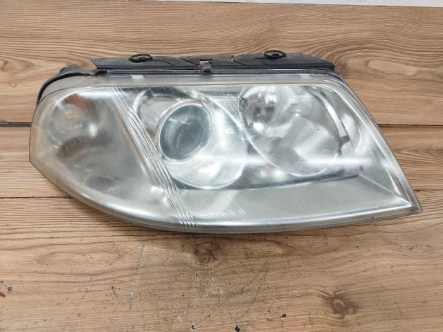 bontott VW PASSAT B5 Jobb Fényszóró