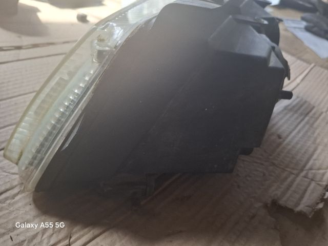 bontott VW PASSAT B5 Jobb Fényszóró