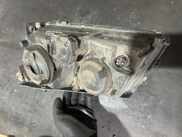 bontott VW PASSAT B5 Jobb Fényszóró