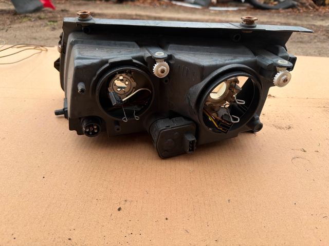 bontott VW PASSAT B5 Jobb Fényszóró