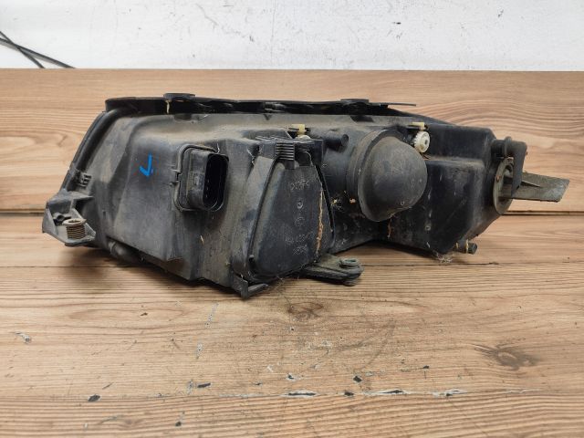 bontott VW PASSAT B5 Jobb Fényszóró