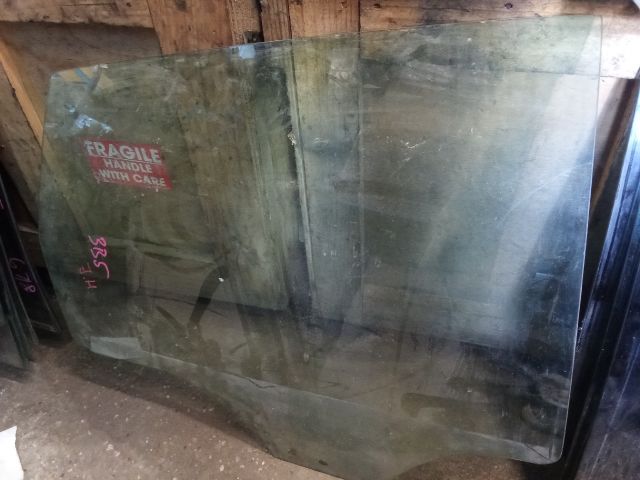 bontott VW PASSAT B5 Jobb hátsó Ablak