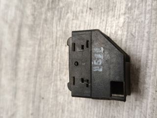 bontott VW PASSAT B5 Jobb hátsó Ablakemelő Kapcsoló