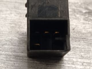 bontott VW PASSAT B5 Jobb hátsó Ablakemelő Kapcsoló