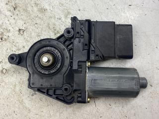 bontott VW PASSAT B5 Jobb hátsó Ablakemelő Motor