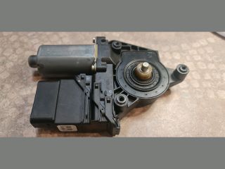 bontott VW PASSAT B5 Jobb hátsó Ablakemelő Motor