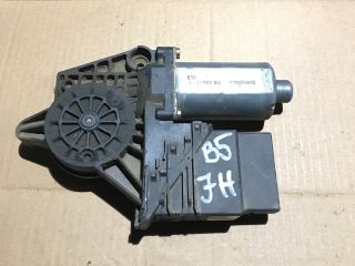 bontott VW PASSAT B5 Jobb hátsó Ablakemelő Motor