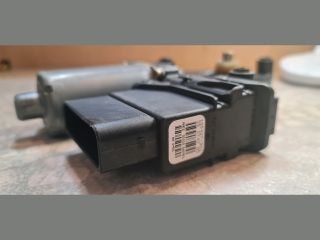 bontott VW PASSAT B5 Jobb hátsó Ablakemelő Motor