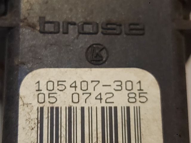 bontott VW PASSAT B5 Jobb hátsó Ablakemelő Motor