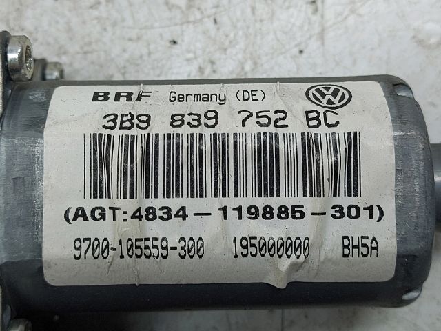 bontott VW PASSAT B5 Jobb hátsó Ablakemelő Motor