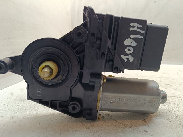 bontott VW PASSAT B5 Jobb hátsó Ablakemelő Motor