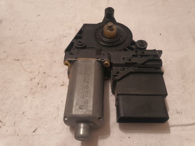 bontott VW PASSAT B5 Jobb hátsó Ablakemelő Motor