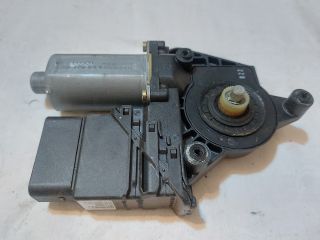 bontott VW PASSAT B5 Jobb hátsó Ablakemelő Motor