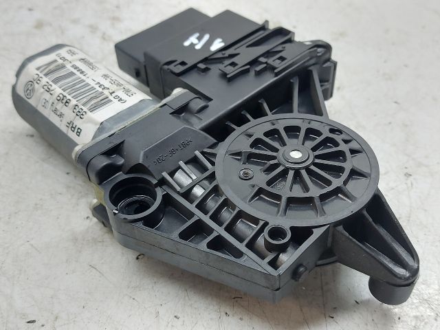 bontott VW PASSAT B5 Jobb hátsó Ablakemelő Motor