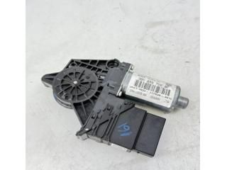 bontott VW PASSAT B5 Jobb hátsó Ablakemelő Motor