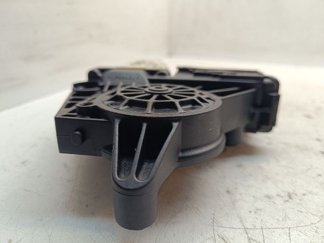 bontott VW PASSAT B5 Jobb hátsó Ablakemelő Motor