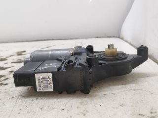 bontott VW PASSAT B5 Jobb hátsó Ablakemelő Motor