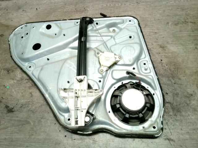 bontott VW PASSAT B5 Jobb hátsó Ablakemelő Szerkezet (Elektromos)