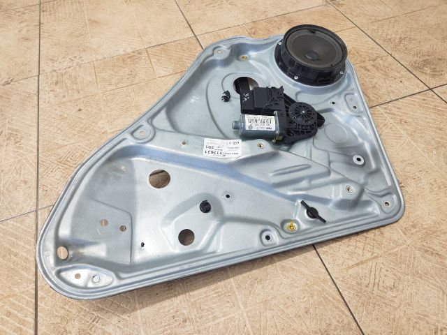 bontott VW PASSAT B5 Jobb hátsó Ablakemelő Szerkezet (Elektromos)