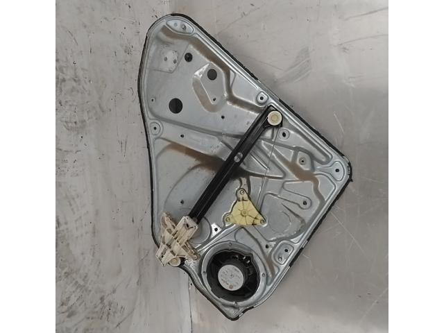 bontott VW PASSAT B5 Jobb hátsó Ablakemelő Szerkezet (Elektromos)