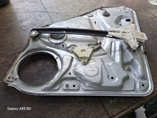 bontott VW PASSAT B5 Jobb hátsó Ablakemelő Szerkezet (Elektromos)