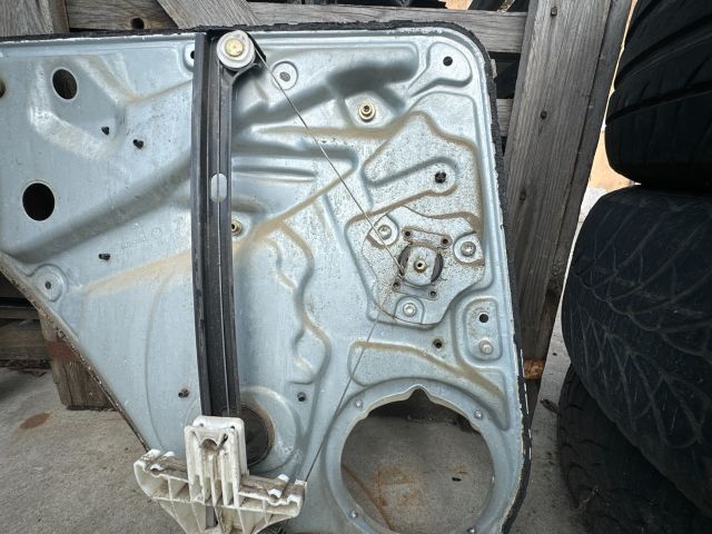 bontott VW PASSAT B5 Jobb hátsó Ablakemelő Szerkezet (Mechanikus)