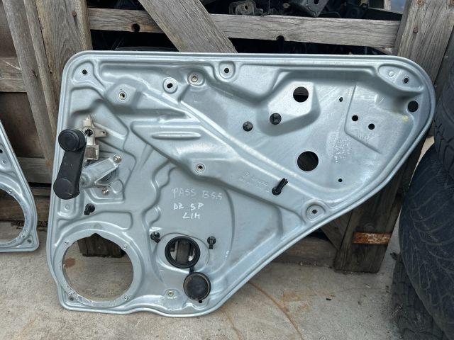 bontott VW PASSAT B5 Jobb hátsó Ablakemelő Szerkezet (Mechanikus)