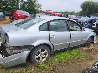 bontott VW PASSAT B5 Jobb hátsó Ajtó Díszléc