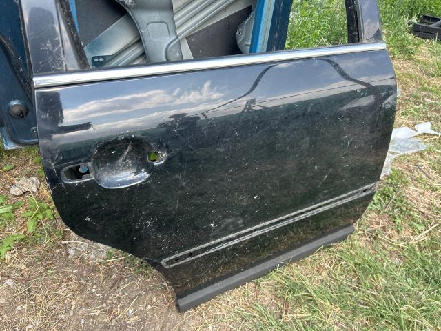 bontott VW PASSAT B5 Jobb hátsó Ajtó (Üres lemez)