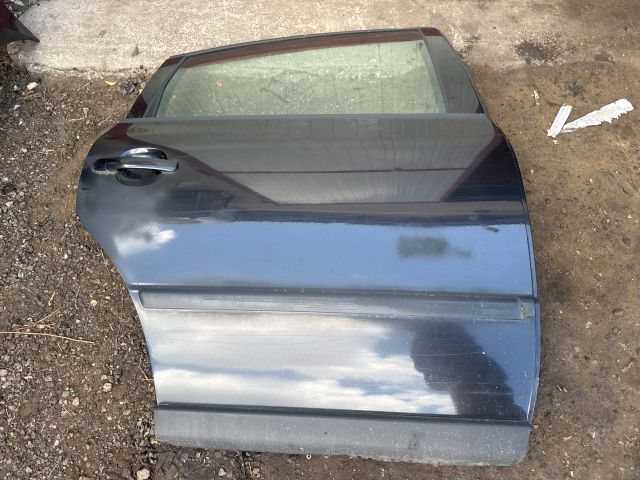 bontott VW PASSAT B5 Jobb hátsó Ajtó (Üres lemez)