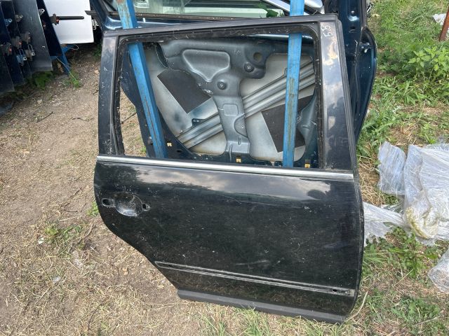 bontott VW PASSAT B5 Jobb hátsó Ajtó (Üres lemez)