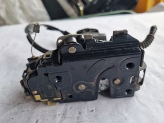 bontott VW PASSAT B5 Jobb hátsó Ajtózár