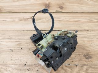 bontott VW PASSAT B5 Jobb hátsó Ajtózár