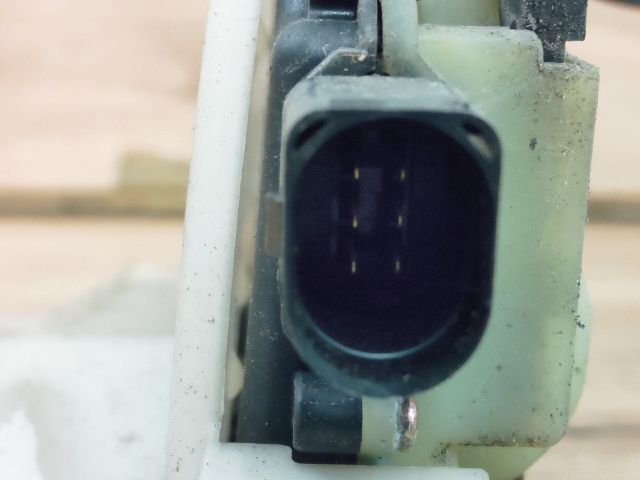 bontott VW PASSAT B5 Jobb hátsó Ajtózár