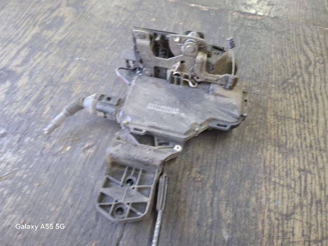 bontott VW PASSAT B5 Jobb hátsó Ajtózár