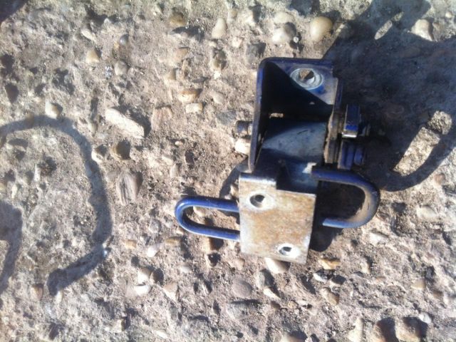 bontott VW PASSAT B5 Jobb hátsó Alsó Zsanér