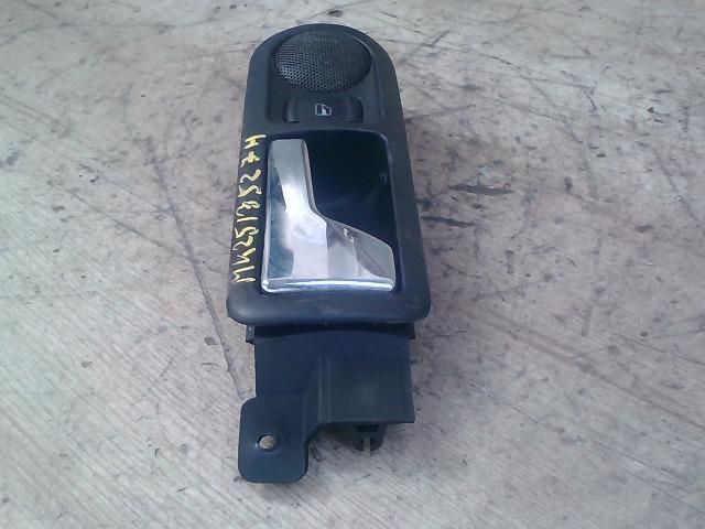 bontott VW PASSAT B5 Jobb hátsó Belső Kilincs