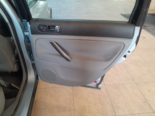 bontott VW PASSAT B5 Jobb hátsó Belső Küszöb Burkolat