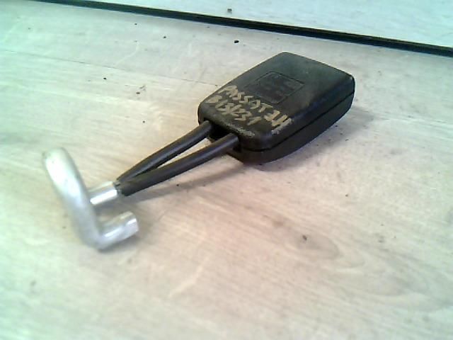 bontott VW PASSAT B5 Jobb hátsó Biztonsági Öv Csat