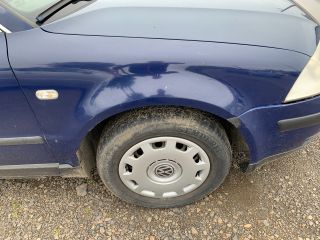 bontott VW PASSAT B5 Jobb hátsó Dobbetét (Kerékjárati, Műanyag)