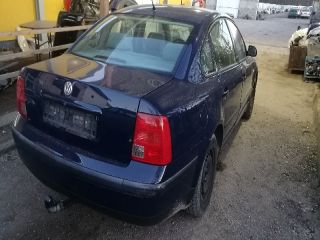 bontott VW PASSAT B5 Jobb hátsó Dobbetét (Kerékjárati, Műanyag)