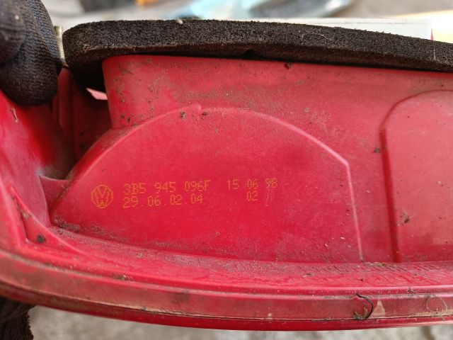 bontott VW PASSAT B5 Jobb Hátsó Lámpa