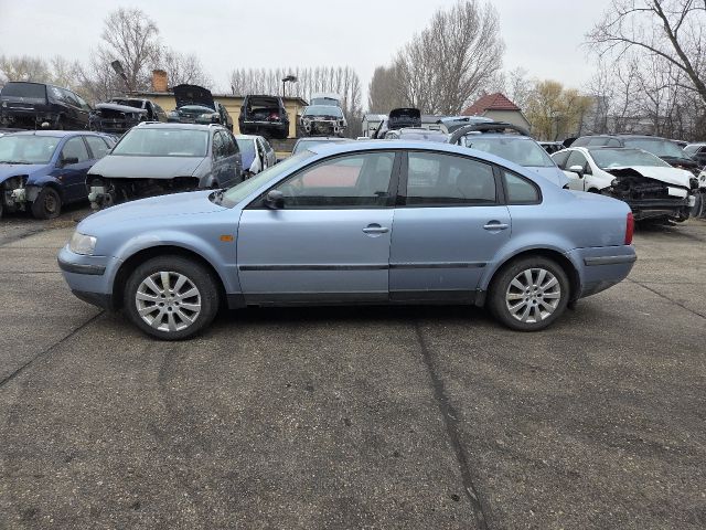 bontott VW PASSAT B5 Jobb Hátsó Lámpa