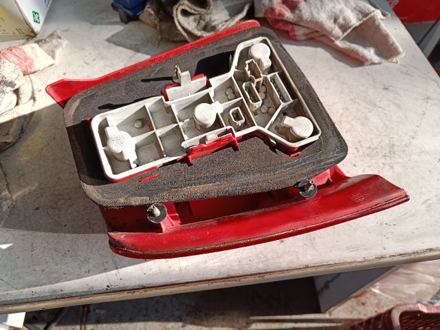 bontott VW PASSAT B5 Jobb Hátsó Lámpa