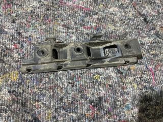 bontott VW PASSAT B5 Jobb hátsó Oldal Lökhárító Tartó (Műanyag)