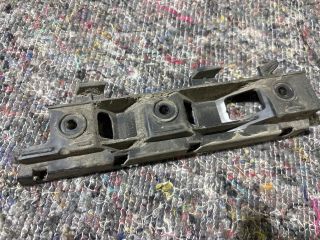 bontott VW PASSAT B5 Jobb hátsó Oldal Lökhárító Tartó (Műanyag)