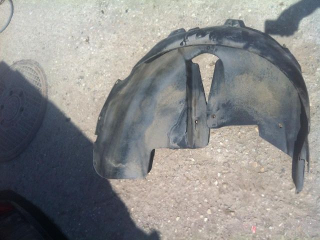 bontott VW PASSAT B5 Jobb hátsó Sárvédő Gumi