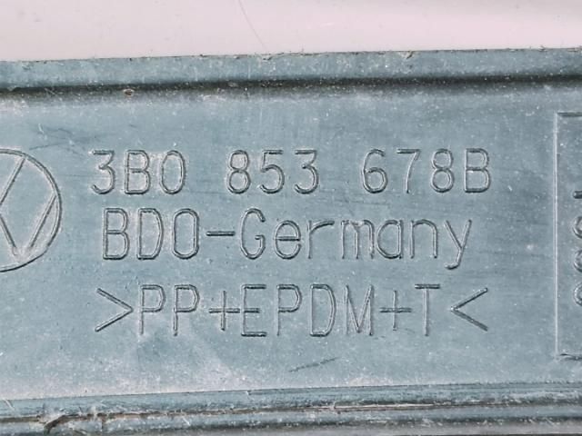 bontott VW PASSAT B5 Jobb Ködlámpa Rács