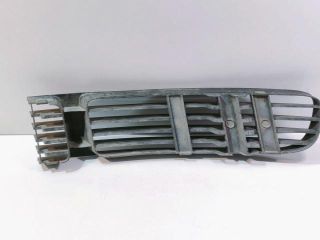 bontott VW PASSAT B5 Jobb Ködlámpa Rács